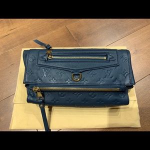 SOLD Authentic Louis Vuitton Clutch